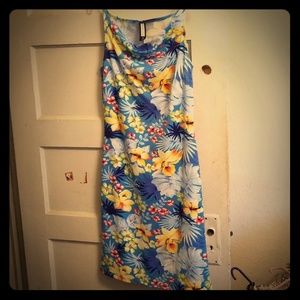 Forever 21 Hibiscus print dress